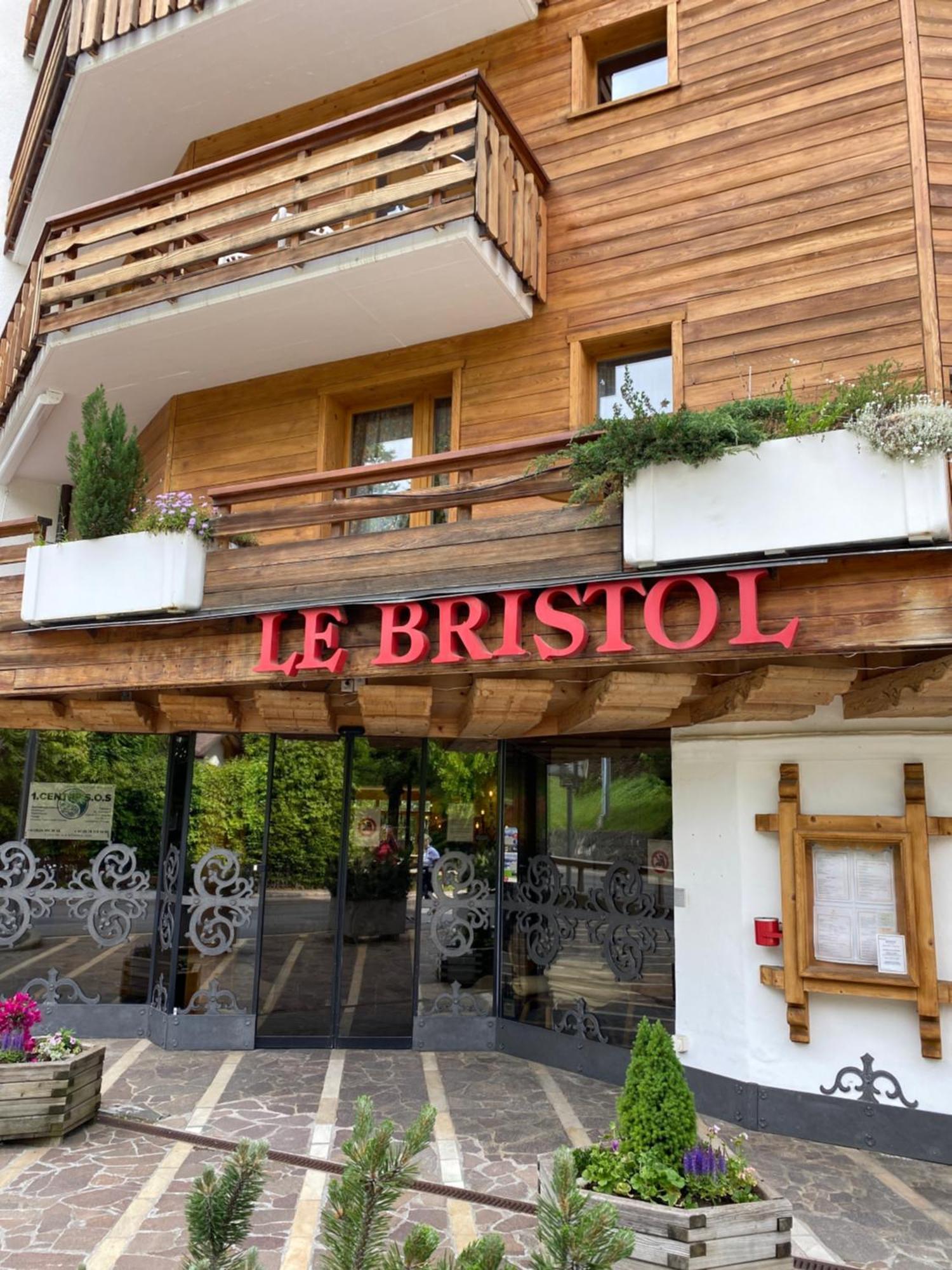 Le Bristol - Villars Bristol Apartments Экстерьер фото